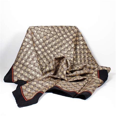 gucci tuch seide